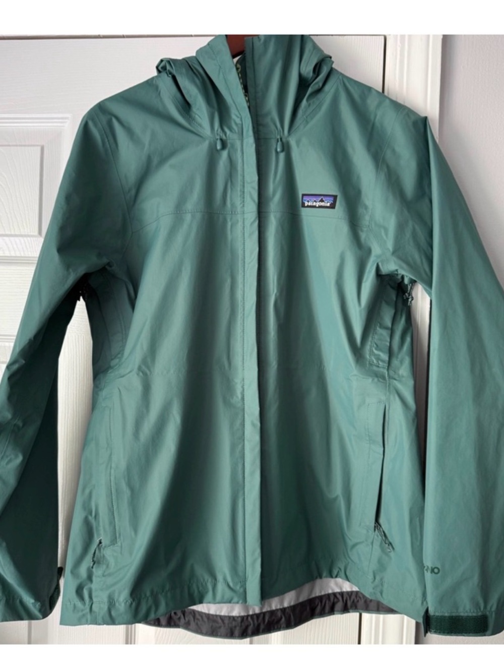 Patagonia Teal Hooded Rain Jacket - Medium